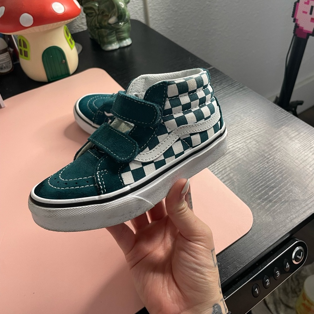 Toddler vans